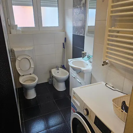 Hary Apartment